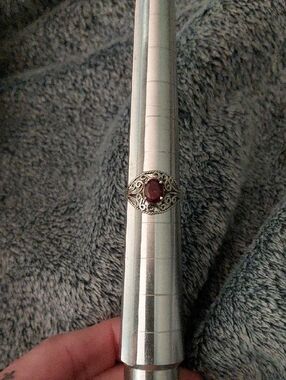 Vintage Filigree Sterling Silver Ring With Garnet Gemstone 925